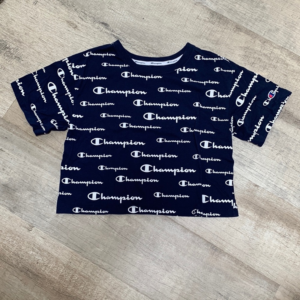 Champion Oversized Cropped Tee